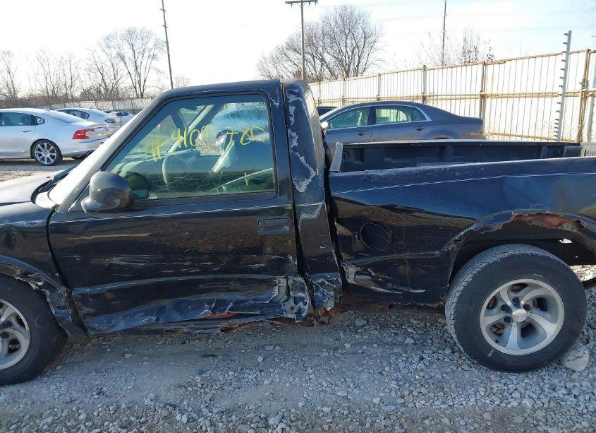 Photo 15 of 1998 Chevrolet S-10 LS FLEETSIDE (VIN 1GCCS1441WK205379)