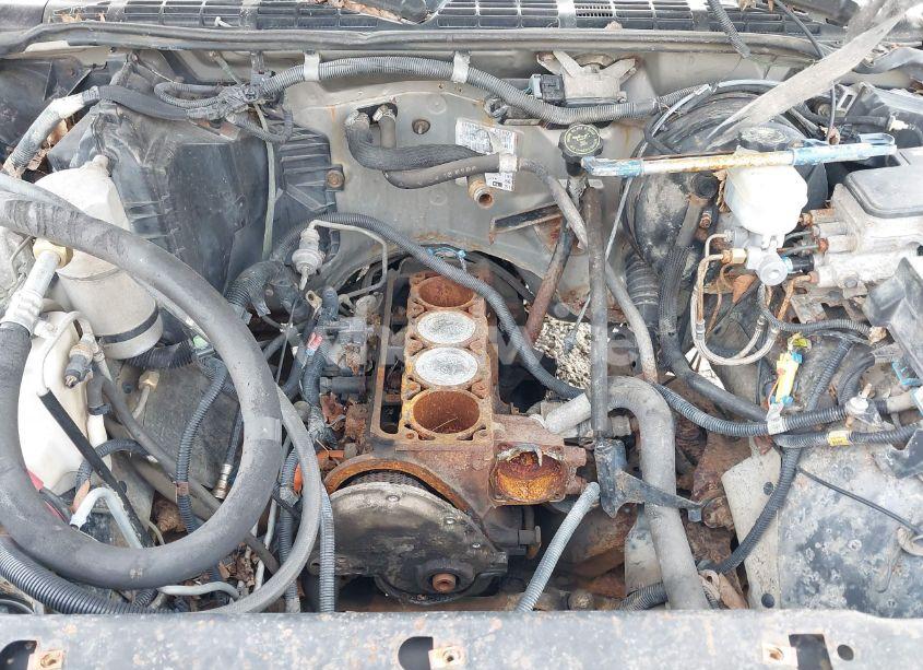 Photo 10 of 1998 Chevrolet S-10 LS FLEETSIDE (VIN 1GCCS1441WK232761)