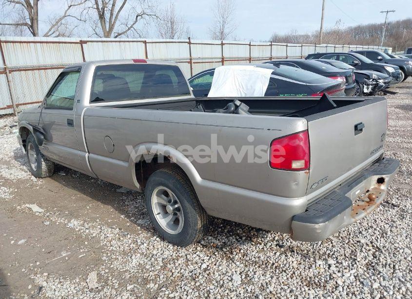Photo 3 of 1998 Chevrolet S-10 LS FLEETSIDE (VIN 1GCCS1441WK232761)