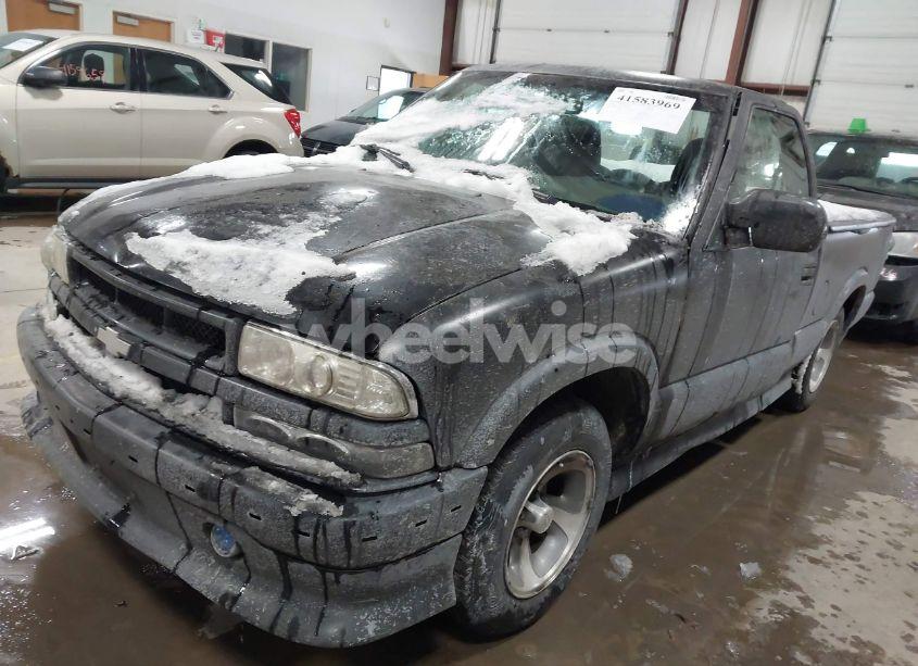 Photo 2 of 1998 Chevrolet S-10 LS FLEETSIDE (VIN 1GCCS1441WK251424)