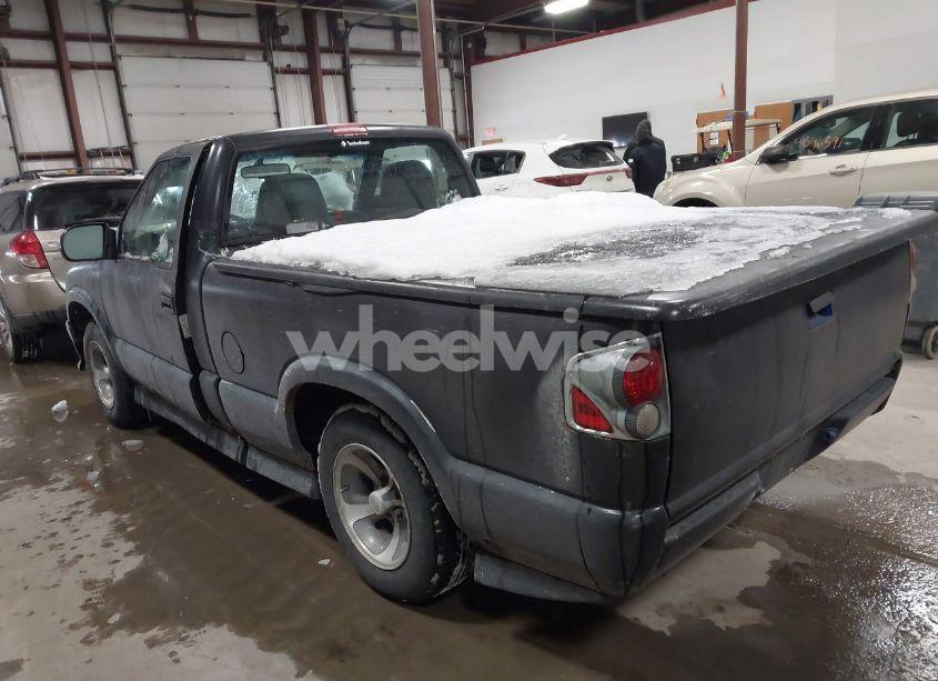 Photo 3 of 1998 Chevrolet S-10 LS FLEETSIDE (VIN 1GCCS1441WK251424)