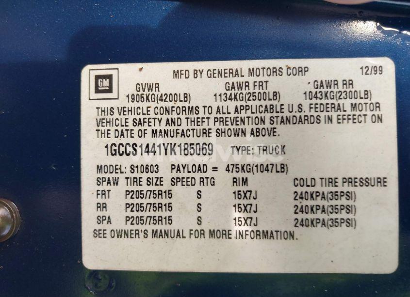 Photo 9 of 2000 Chevrolet S-10 LS (VIN 1GCCS1441YK185069)