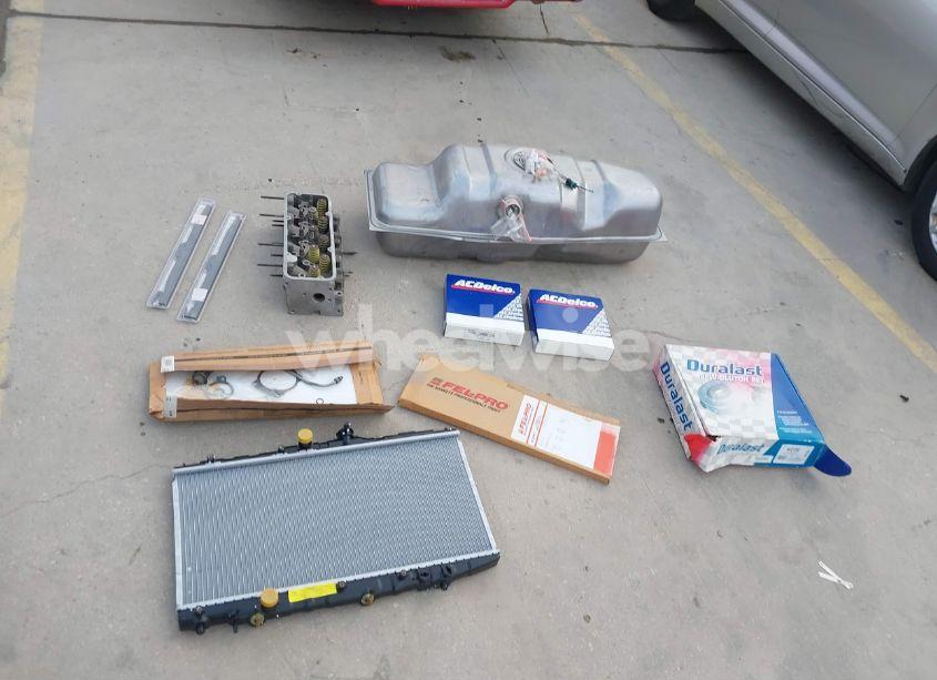 Photo 12 of 1994 Chevrolet S TRUCK S10 (VIN 1GCCS1442R8123890)