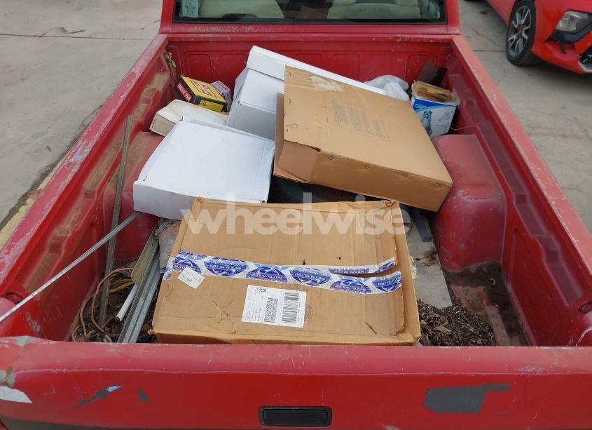 Photo 13 of 1994 Chevrolet S TRUCK S10 (VIN 1GCCS1442R8123890)