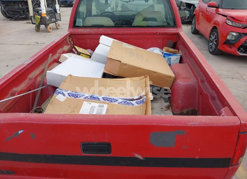 Photo 8 of 1994 Chevrolet S TRUCK S10 (VIN 1GCCS1442R8123890)