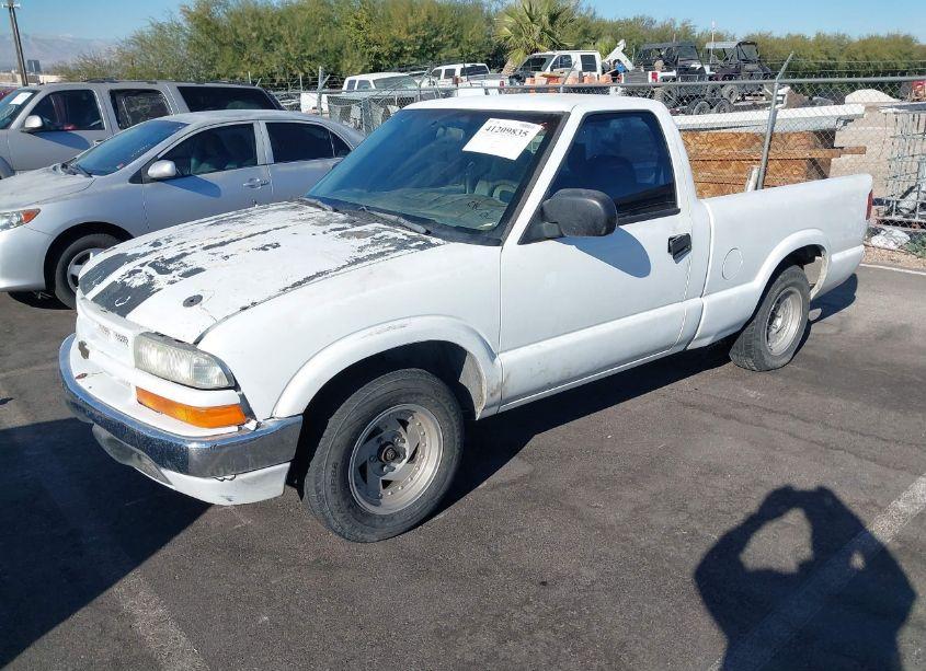 Photo 2 of 1995 Chevrolet S TRUCK S10 (VIN 1GCCS1442S8207875)