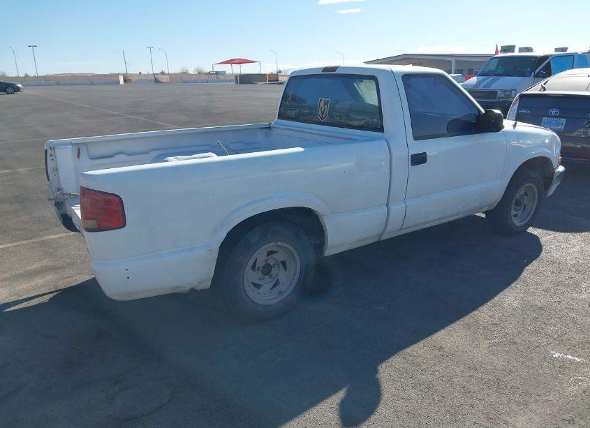 Photo 4 of 1995 Chevrolet S TRUCK S10 (VIN 1GCCS1442S8207875)