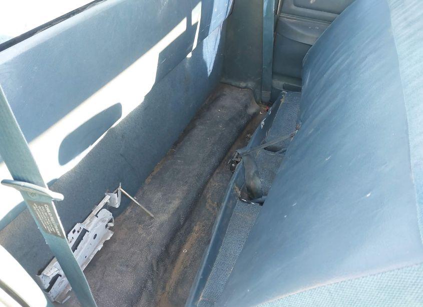 Photo 8 of 1995 Chevrolet S TRUCK S10 (VIN 1GCCS1442S8207875)