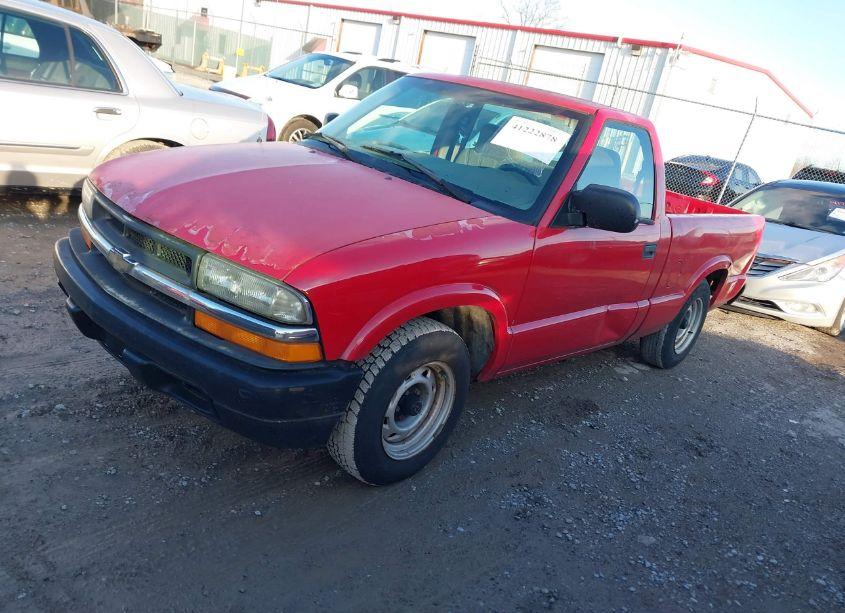 Photo 2 of 1999 Chevrolet S-10 (VIN 1GCCS1442XK167596)