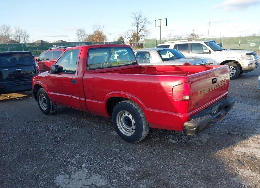 Photo 3 of 1999 Chevrolet S-10 (VIN 1GCCS1442XK167596)