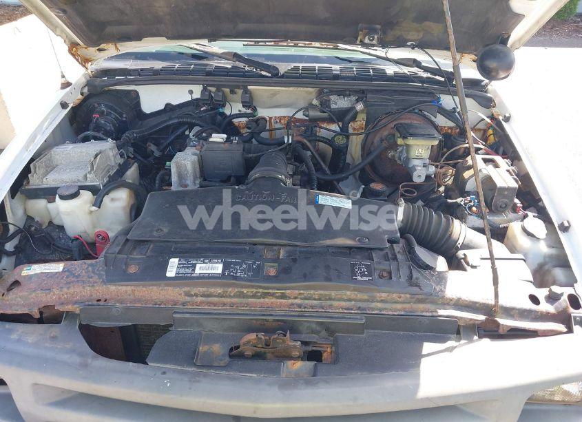 Photo 10 of 1997 Chevrolet S-10 FLEETSIDE (VIN 1GCCS1443V8186118)