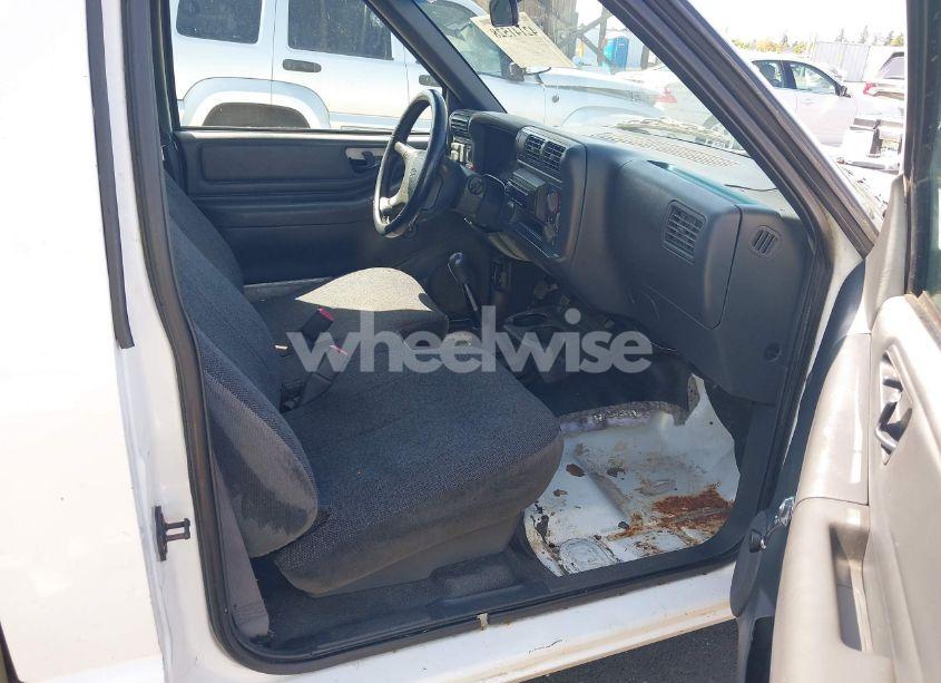 Photo 5 of 1997 Chevrolet S-10 FLEETSIDE (VIN 1GCCS1443V8186118)