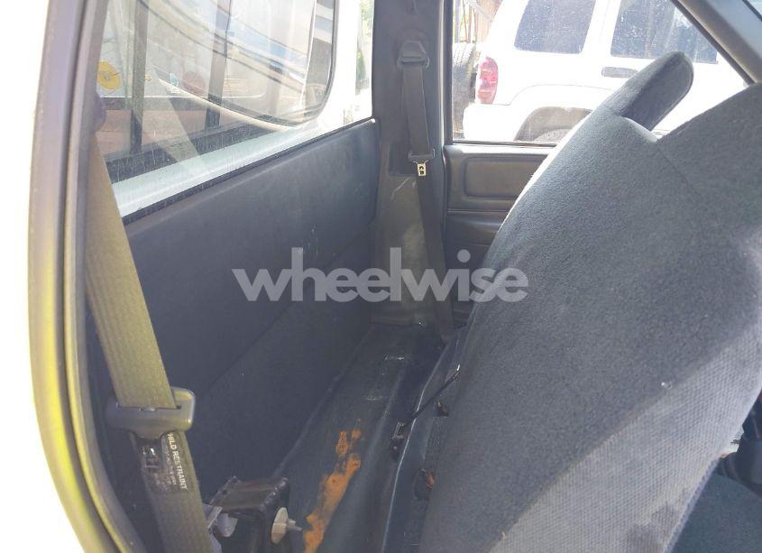 Photo 8 of 1997 Chevrolet S-10 FLEETSIDE (VIN 1GCCS1443V8186118)