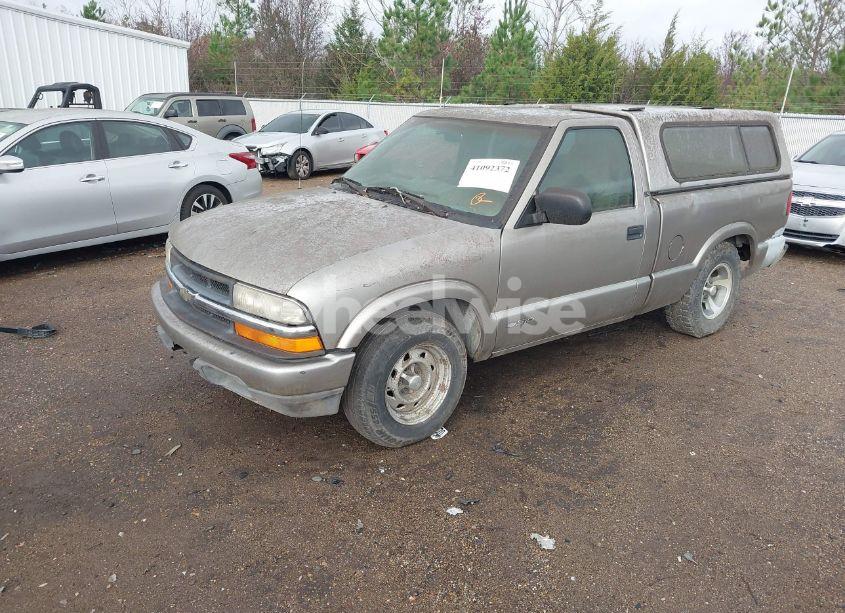 Photo 2 of 1998 Chevrolet S-10 LS FLEETSIDE (VIN 1GCCS1444WK249330)