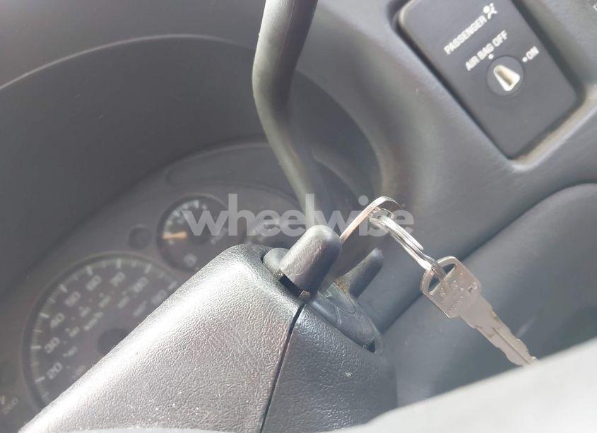 Photo 11 of 2000 Chevrolet S-10 LS (VIN 1GCCS1444Y8124683)