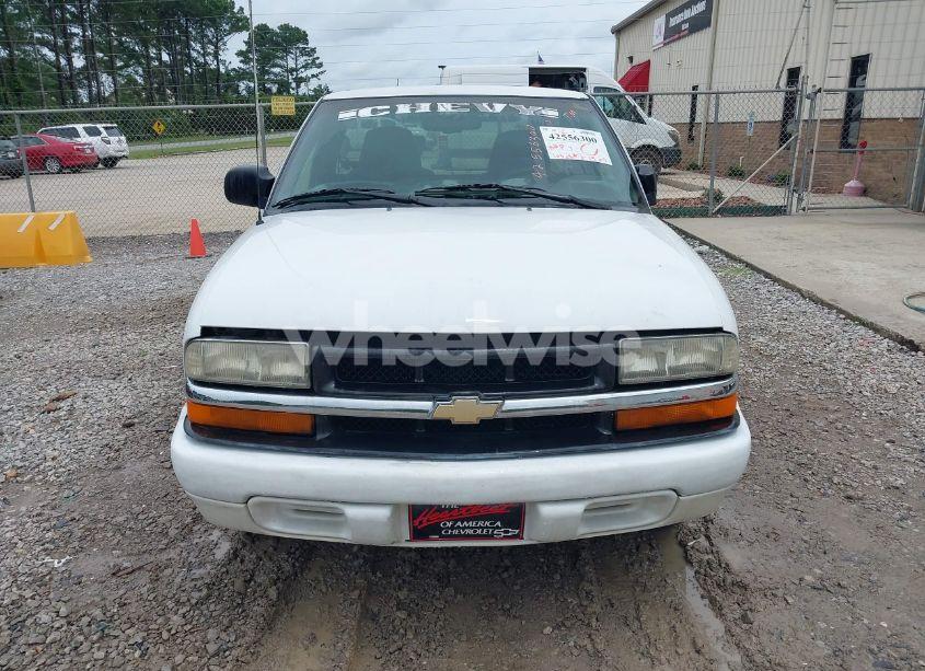 Photo 6 of 2000 Chevrolet S-10 LS (VIN 1GCCS1444YK101486)