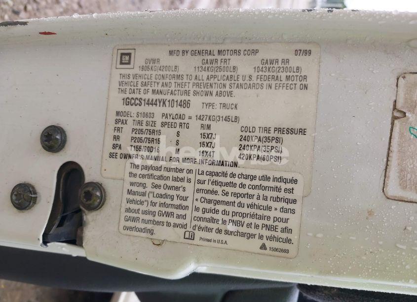 Photo 9 of 2000 Chevrolet S-10 LS (VIN 1GCCS1444YK101486)