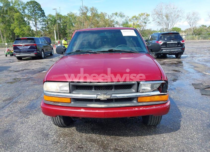 Photo 12 of 2000 Chevrolet S-10 LS (VIN 1GCCS1444YK167617)