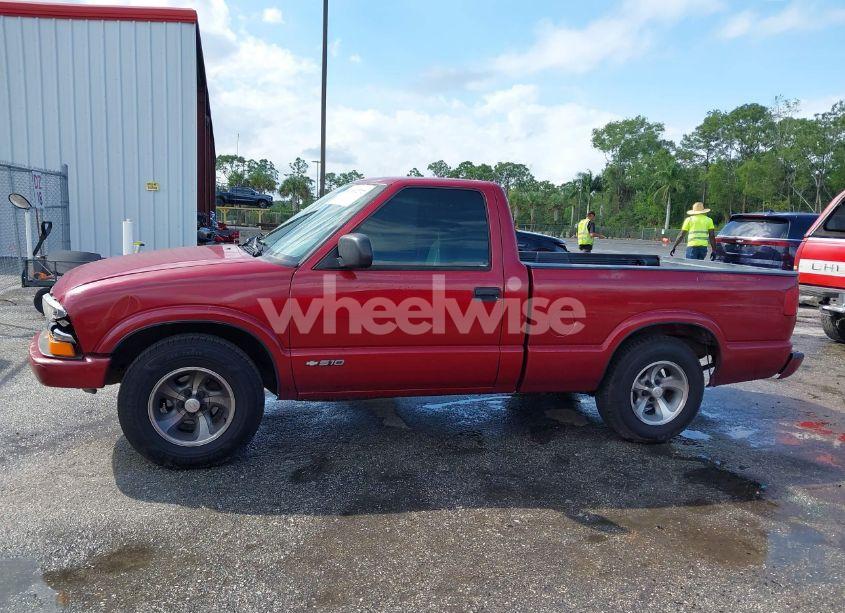 Photo 14 of 2000 Chevrolet S-10 LS (VIN 1GCCS1444YK167617)