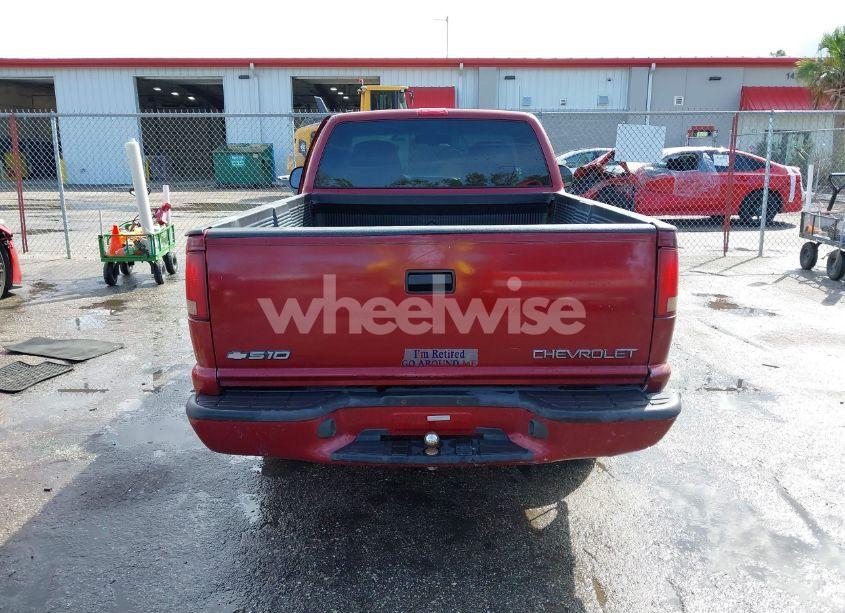Photo 16 of 2000 Chevrolet S-10 LS (VIN 1GCCS1444YK167617)