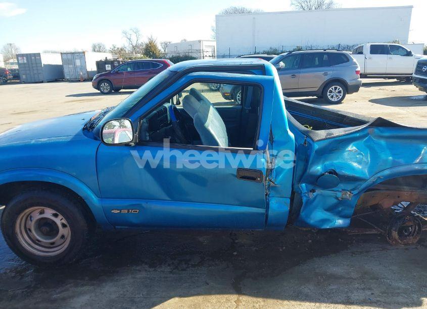 Photo 15 of 1995 Chevrolet S TRUCK S10 (VIN 1GCCS1445SK252571)