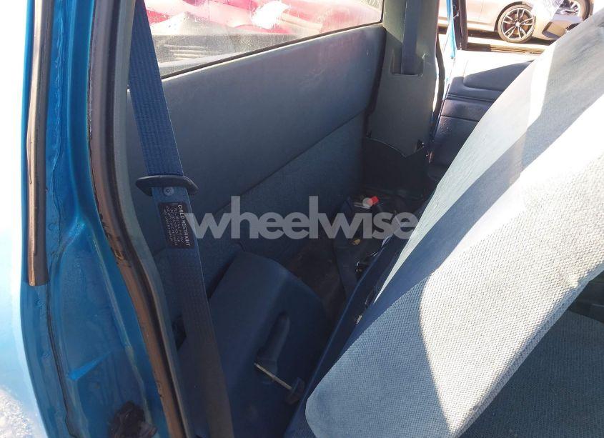 Photo 8 of 1995 Chevrolet S TRUCK S10 (VIN 1GCCS1445SK252571)