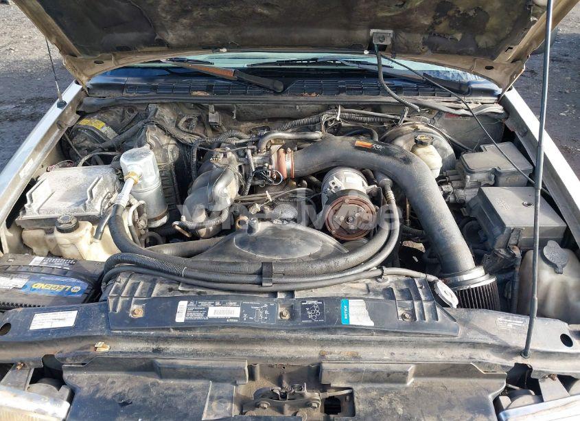 Photo 10 of 1998 Chevrolet S-10 FLEETSIDE (VIN 1GCCS1445W8245512)