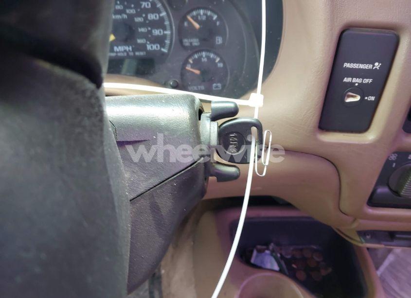 Photo 11 of 1999 Chevrolet S-10 LS (VIN 1GCCS1445X8191064)