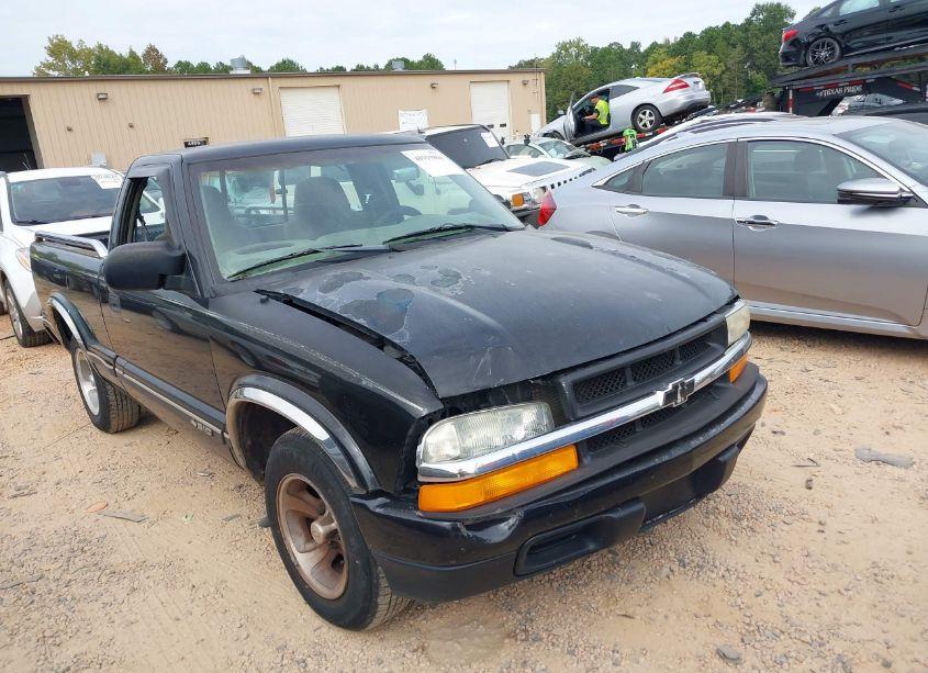 2000 Chevrolet S-10 LS (VIN 1GCCS1445Y8114308) main photo