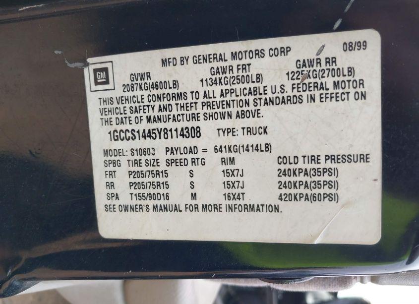 Photo 9 of 2000 Chevrolet S-10 LS (VIN 1GCCS1445Y8114308)