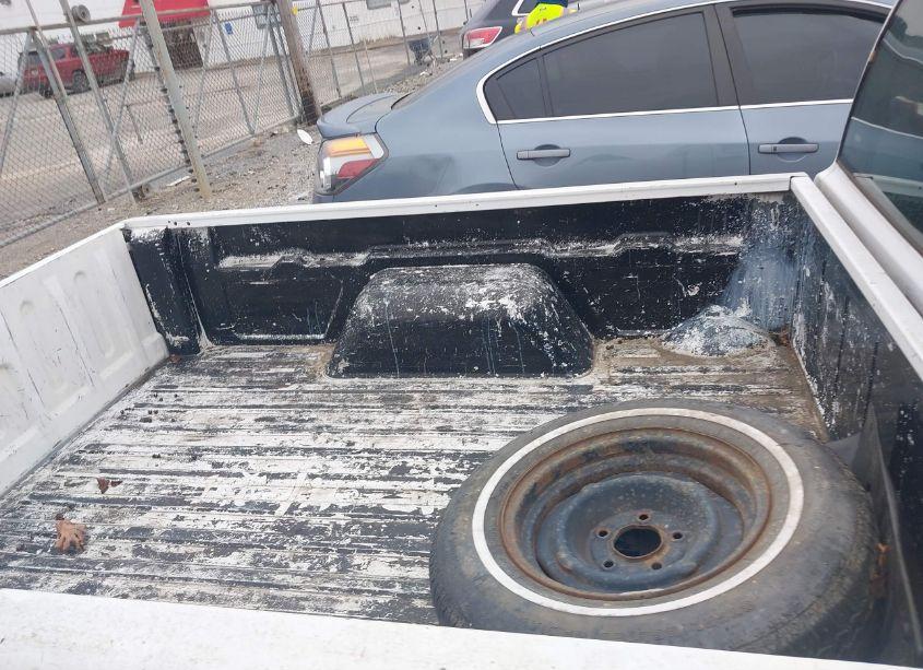 Photo 8 of 1994 Chevrolet S TRUCK S10 (VIN 1GCCS1446R8241702)