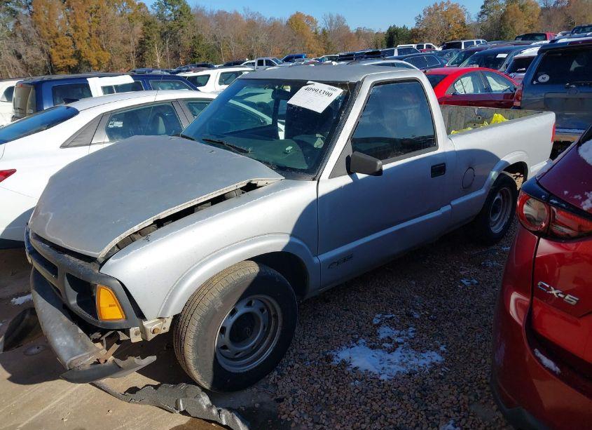 Photo 2 of 1995 Chevrolet S TRUCK S10 (VIN 1GCCS1446SK145500)