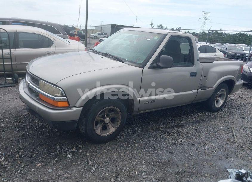 Photo 2 of 1998 Chevrolet S-10 LS SPORTSIDE (VIN 1GCCS1446W8190522)