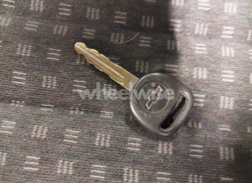 Photo 11 of 2000 Chevrolet S-10 LS (VIN 1GCCS1446YK192616)