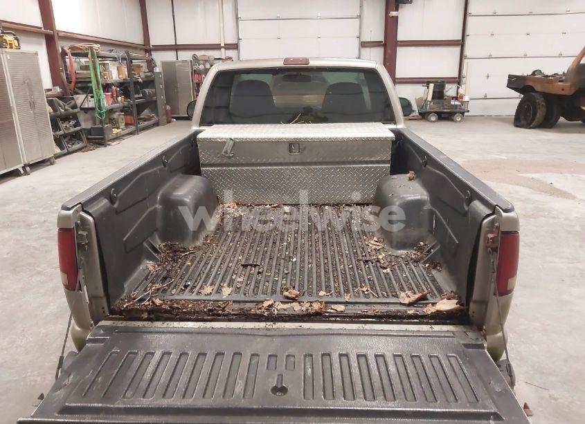 Photo 8 of 2000 Chevrolet S-10 LS (VIN 1GCCS1446YK192616)