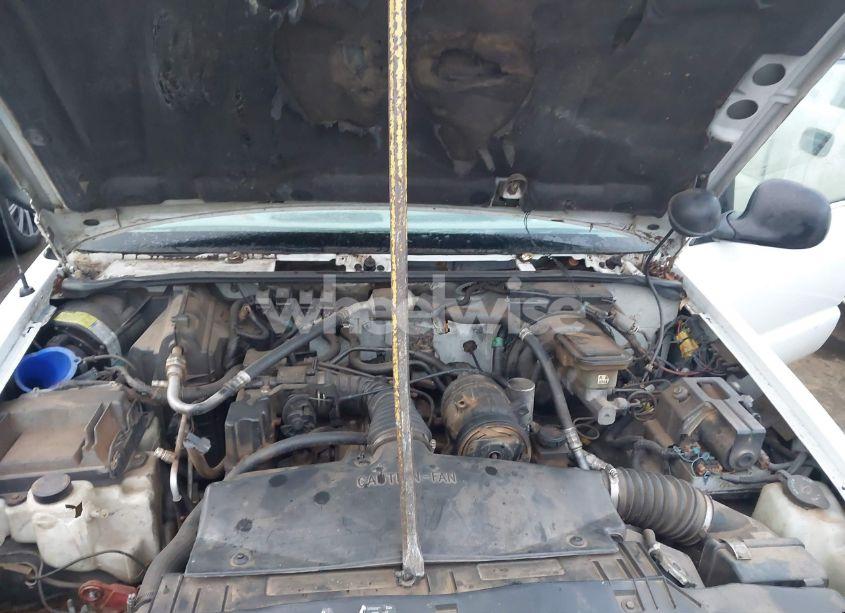 Photo 10 of 1997 Chevrolet S-10 FLEETSIDE (VIN 1GCCS1447VK239132)