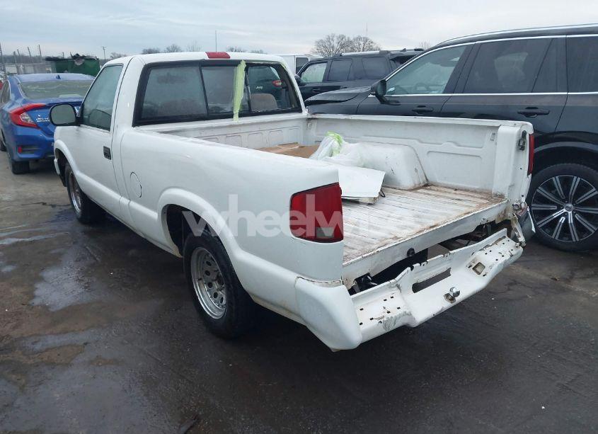 Photo 3 of 1997 Chevrolet S-10 FLEETSIDE (VIN 1GCCS1447VK239132)