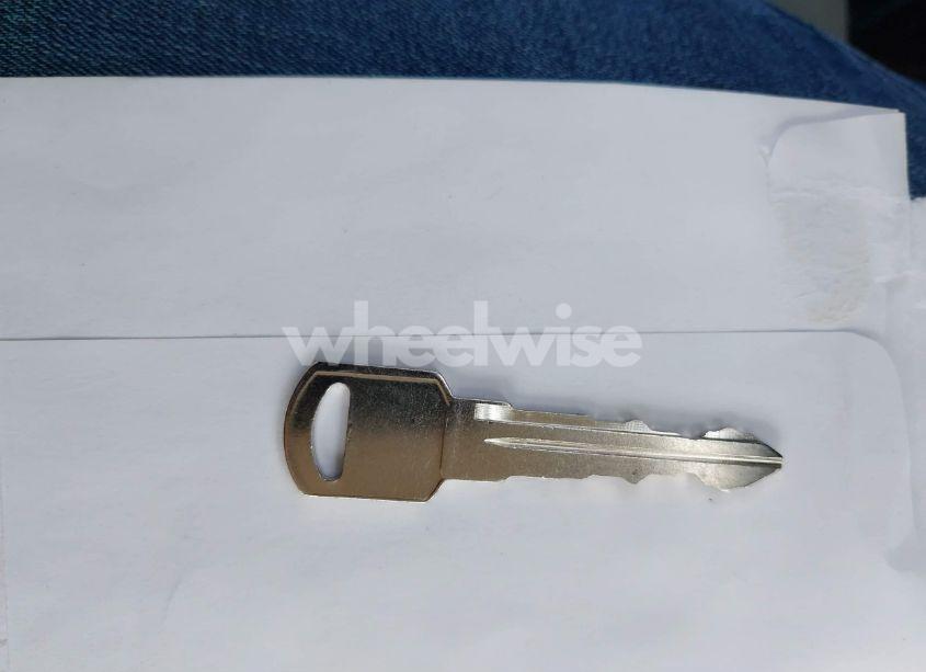 Photo 11 of 1998 Chevrolet S-10 LS FLEETSIDE (VIN 1GCCS1447WK260094)