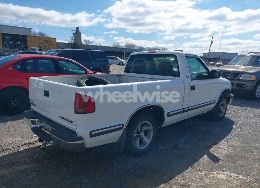 Photo 4 of 1998 Chevrolet S-10 LS FLEETSIDE (VIN 1GCCS1447WK260094)