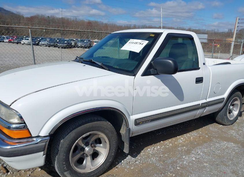 Photo 6 of 1998 Chevrolet S-10 LS FLEETSIDE (VIN 1GCCS1447WK260094)
