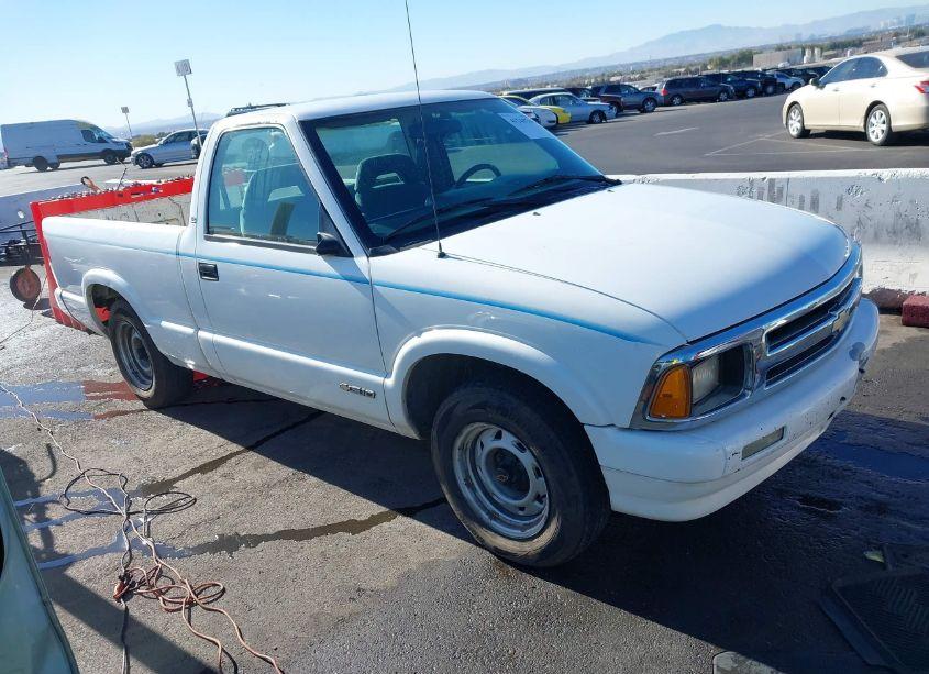 1995 Chevrolet S TRUCK S10 (VIN 1GCCS1448S8125200) main photo