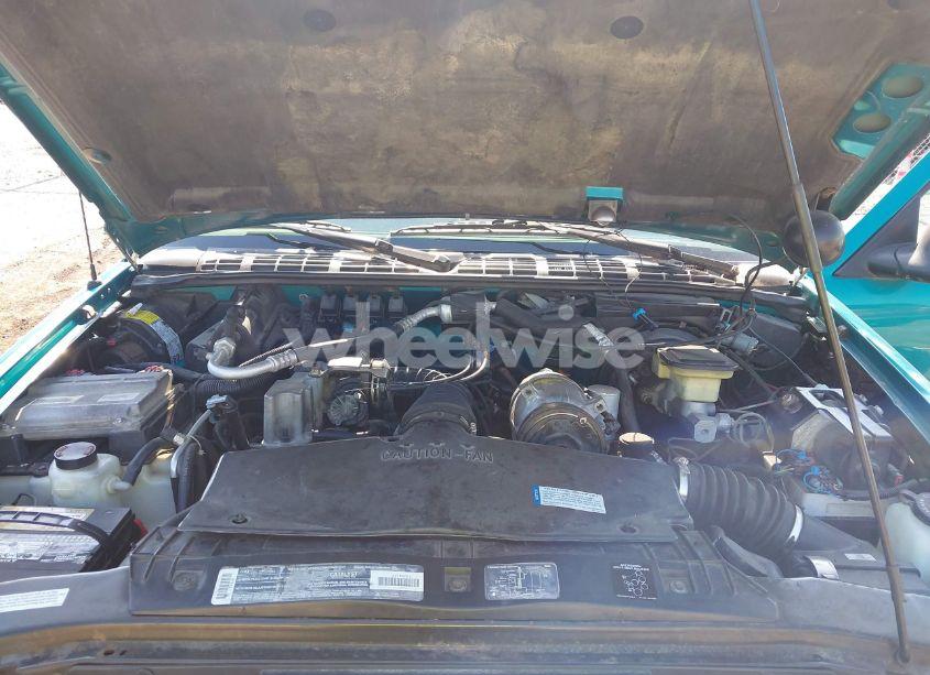 Photo 10 of 1996 Chevrolet S TRUCK S10 (VIN 1GCCS1448TK101743)