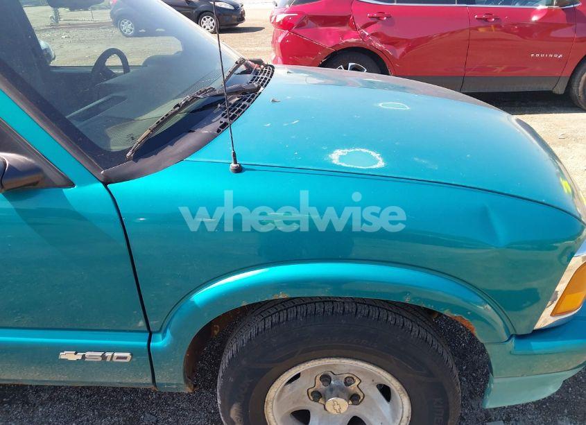 Photo 13 of 1996 Chevrolet S TRUCK S10 (VIN 1GCCS1448TK101743)