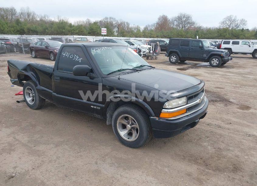 1999 Chevrolet S-10 (VIN 1GCCS1448XK236761) main photo