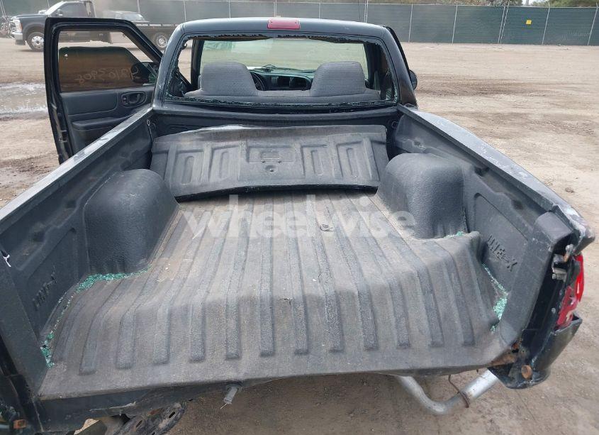 Photo 8 of 1999 Chevrolet S-10 (VIN 1GCCS1448XK236761)