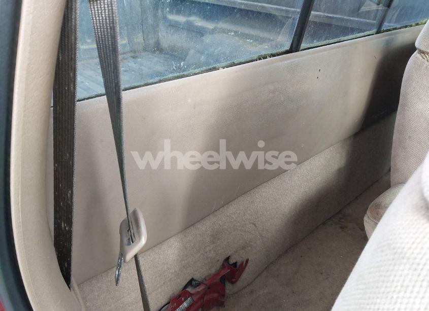 Photo 8 of 1997 Chevrolet S-10 LS FLEETSIDE (VIN 1GCCS1449VK204088)