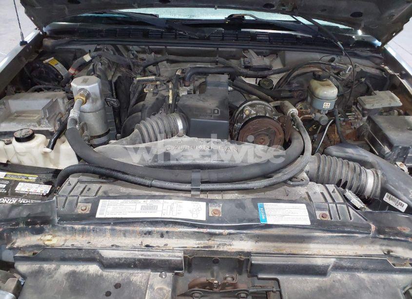 Photo 10 of 2000 Chevrolet S-10 LS (VIN 1GCCS1449YK187118)