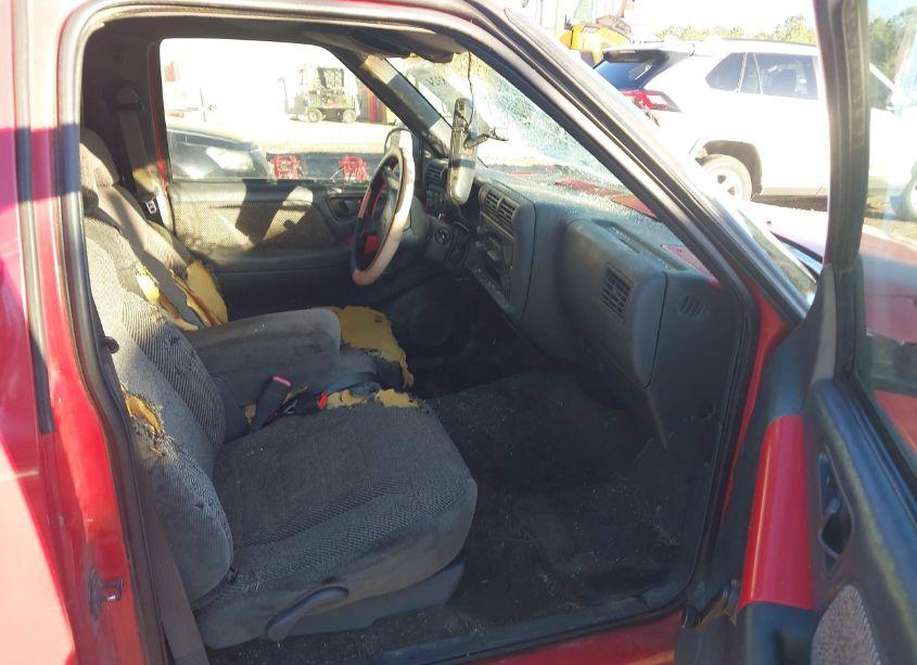 Photo 5 of 1997 Chevrolet S-10 LS FLEETSIDE (VIN 1GCCS144XV8208079)