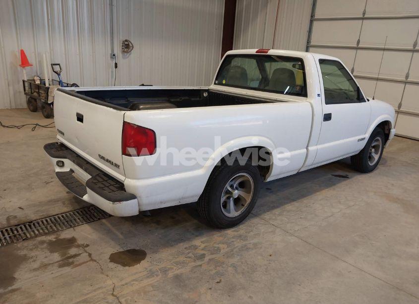 Photo 4 of 1998 Chevrolet S-10 LS FLEETSIDE (VIN 1GCCS144XW8121669)