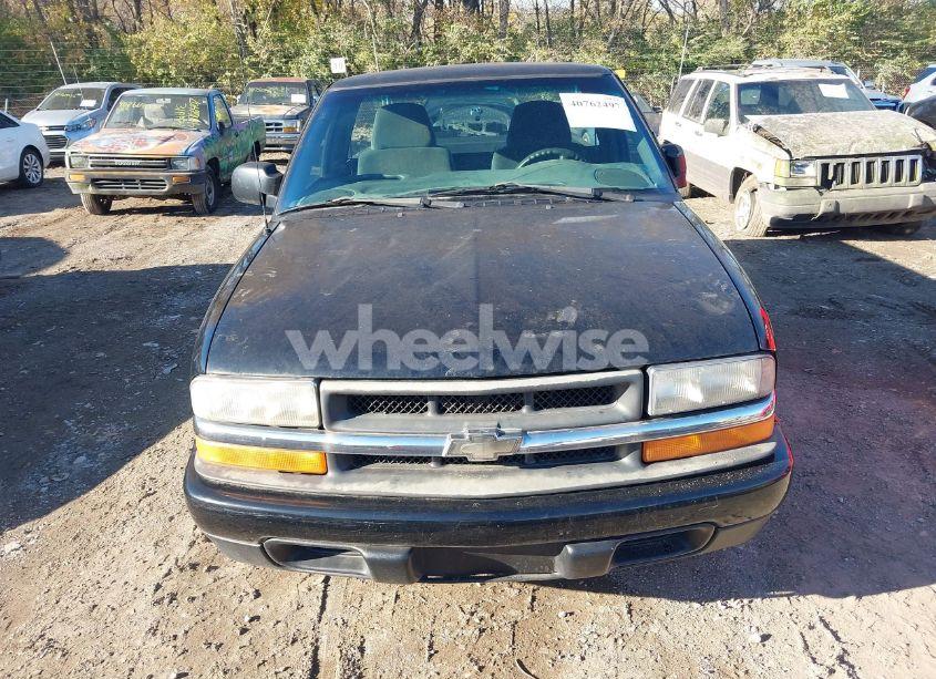 Photo 6 of 2001 Chevrolet S-10 LS (VIN 1GCCS14501K102942)